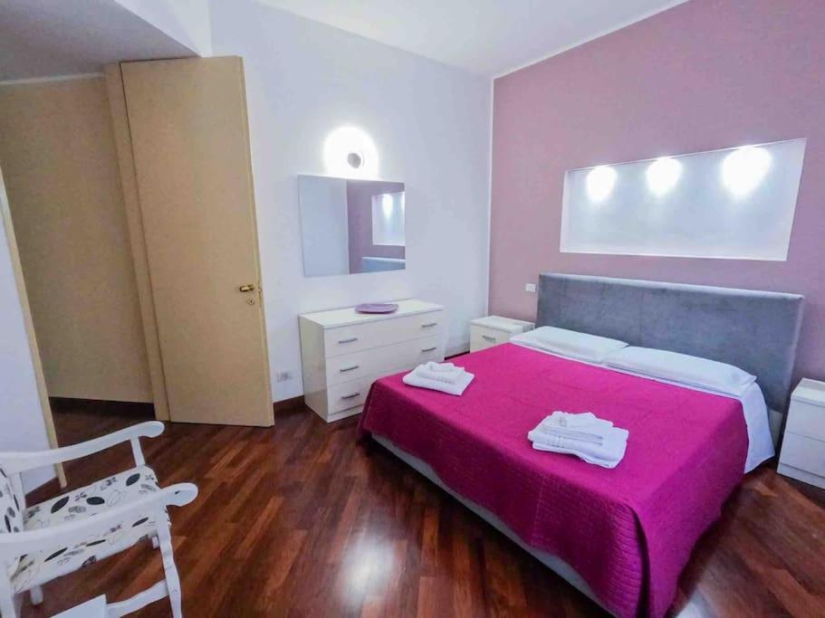 Appartamento Grazioso Con Parcheggio Privato Пиаченца Екстериор снимка