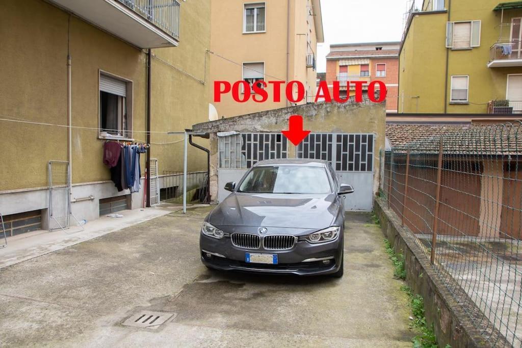 Appartamento Grazioso Con Parcheggio Privato Пиаченца Екстериор снимка
